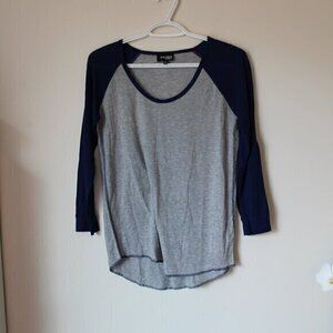 Aritzia Wilfred Free Blue and Grey Long Sleeved T-Shirt